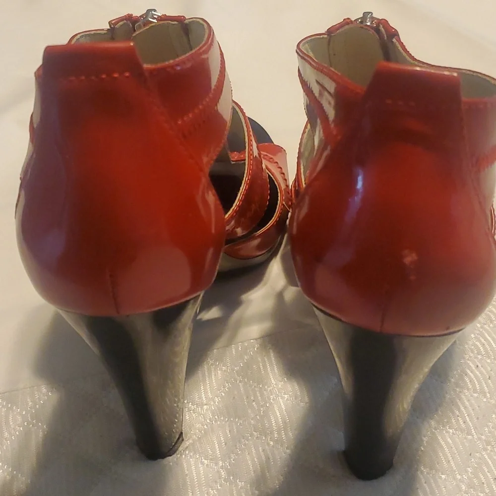 Red Michael Kors heels - Picture 6 of 10